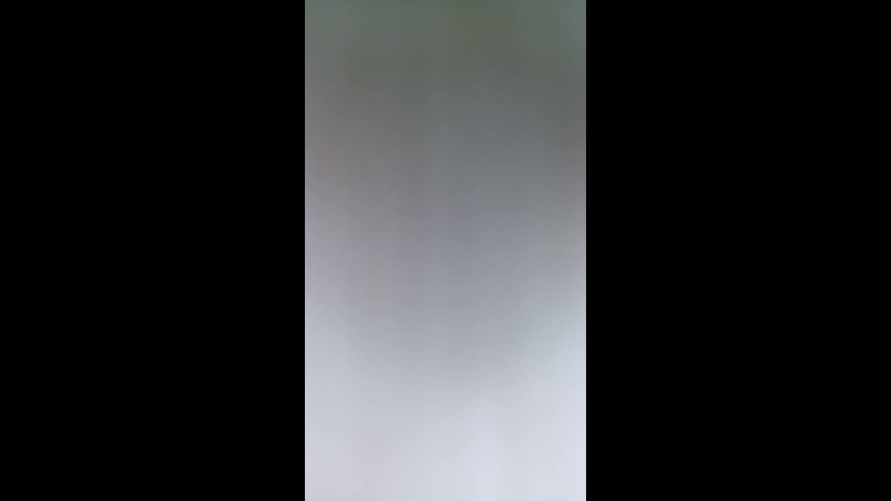 온라인게임 거상 누가 버려놓은 아이템 없는지 돌아다니기 거지.           짓