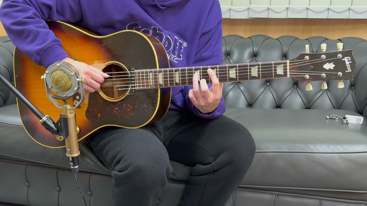 Gibson J-160E (1956)