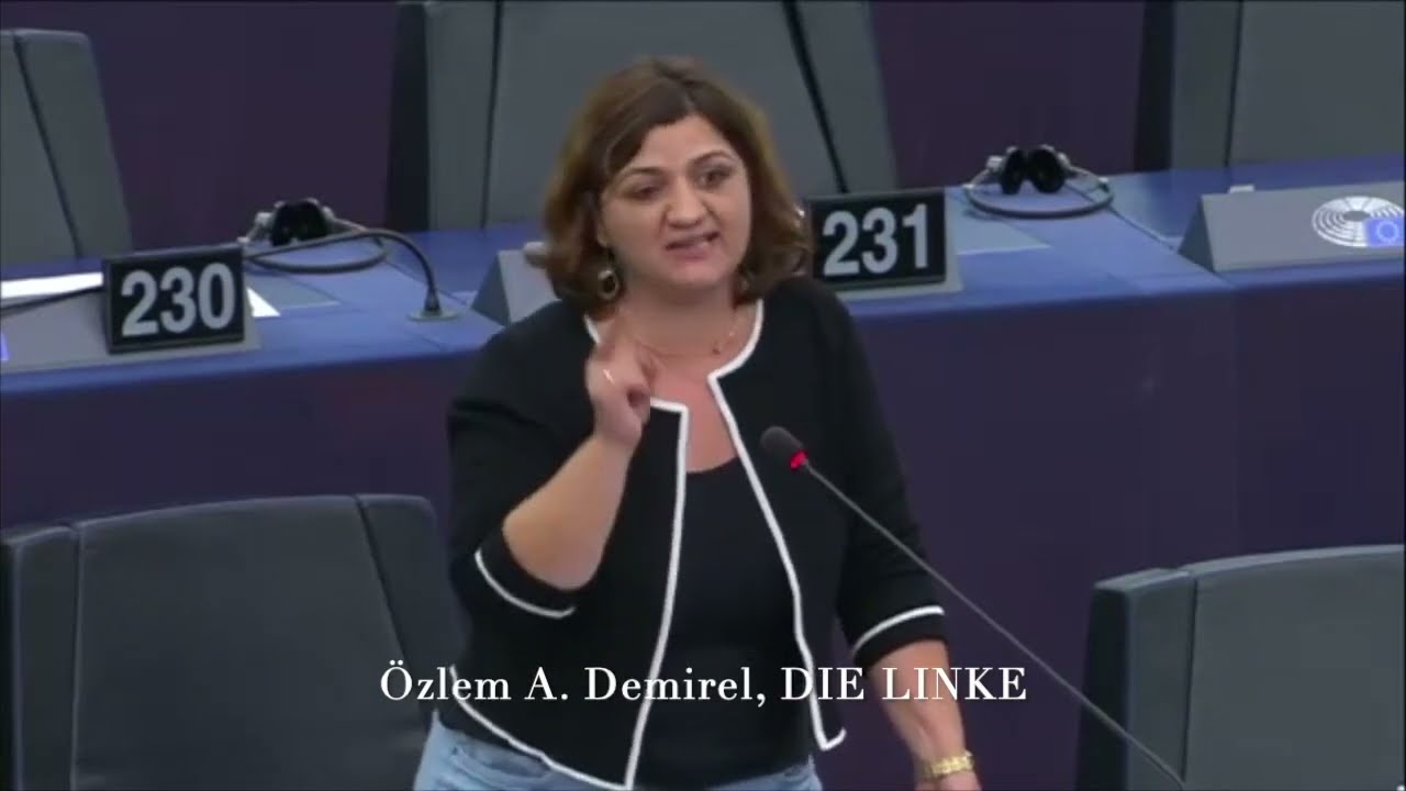 &Ouml;zlem Alev Demirel gegen fl&uuml;chtlingsfeindliche Politik