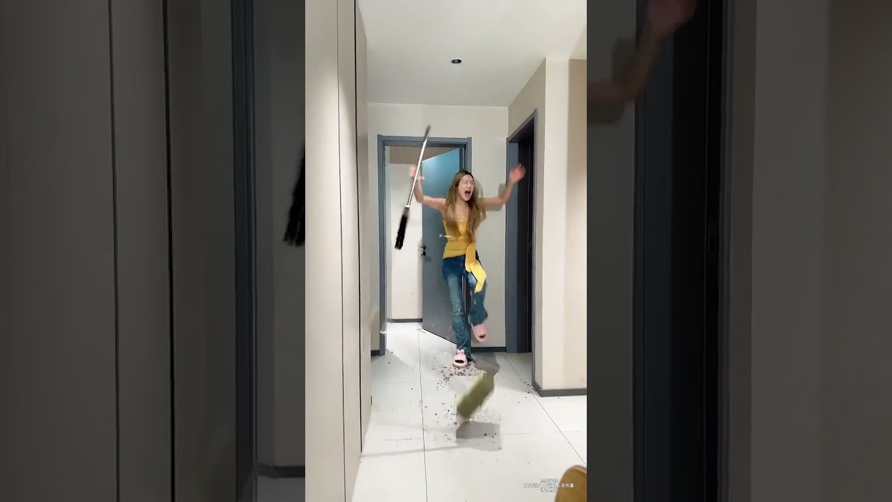 The New Year is approaching. Suddenly I had a whim to play a prank on my girlfriend with 1