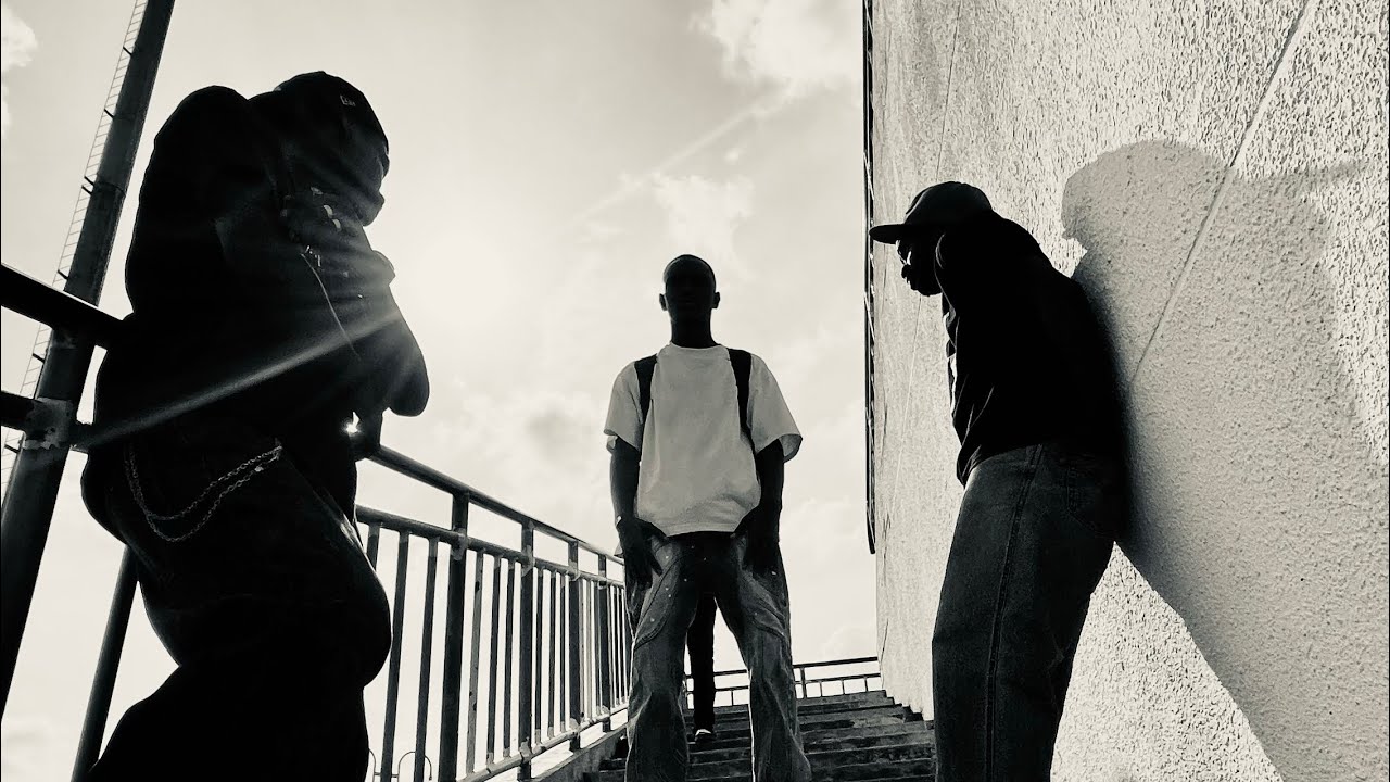 Harboy la melo_feat_Sky-G_ghetto_(visualiser)LMCM