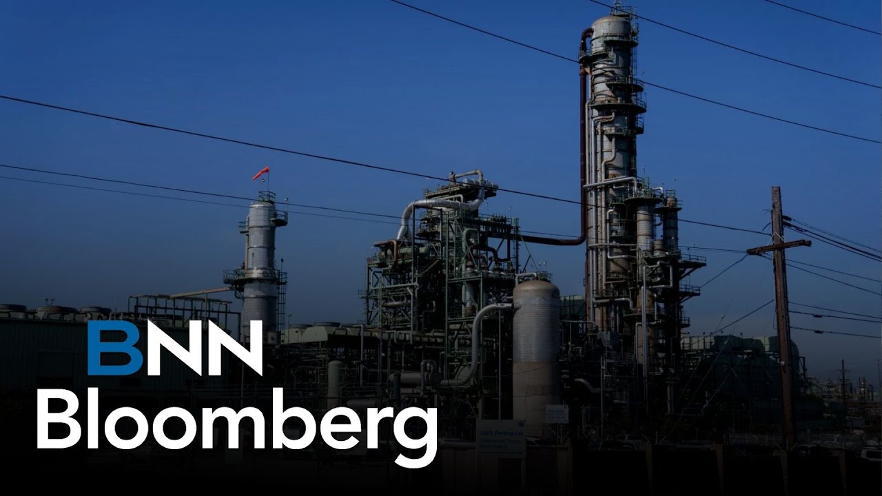 Chevron and Exxon Mobil report profits in Q1