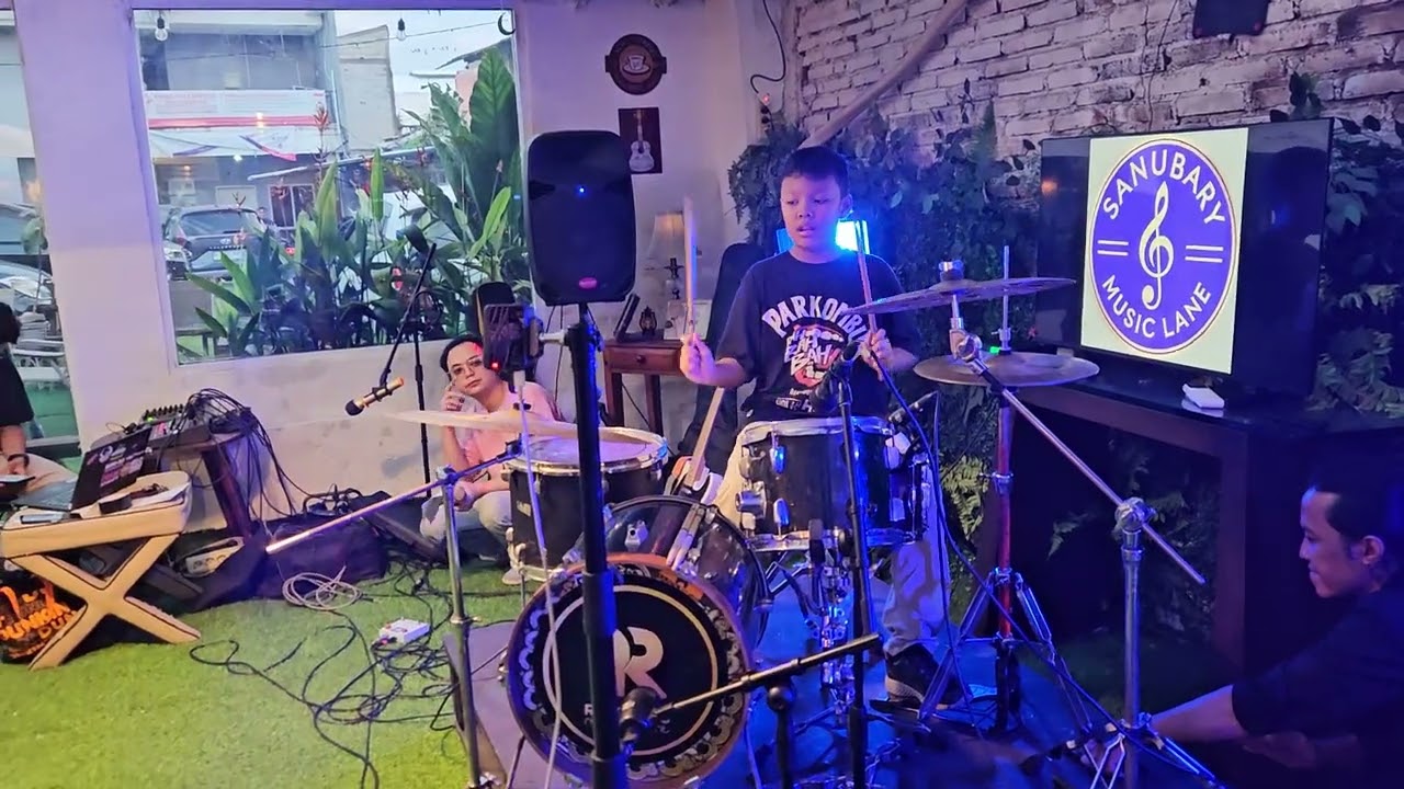 BobShow - Jamming Session w/ Sanubary Music Lane @AfanyWardhana @TheSanubary - Akan Ku Mulai Kembali