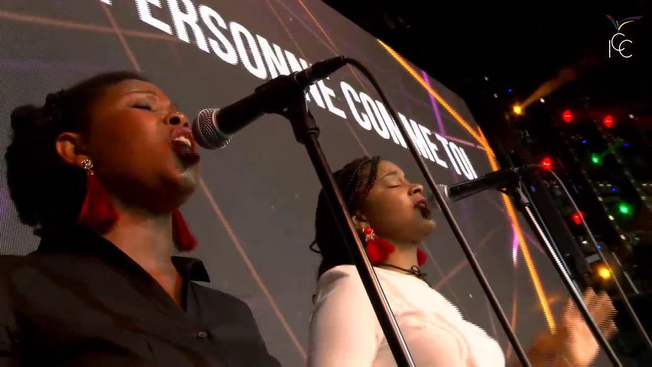 ÉMERVEILLÉ EN SA PRÉSENCE - Impact Gospel Choir l Crina Tokoto