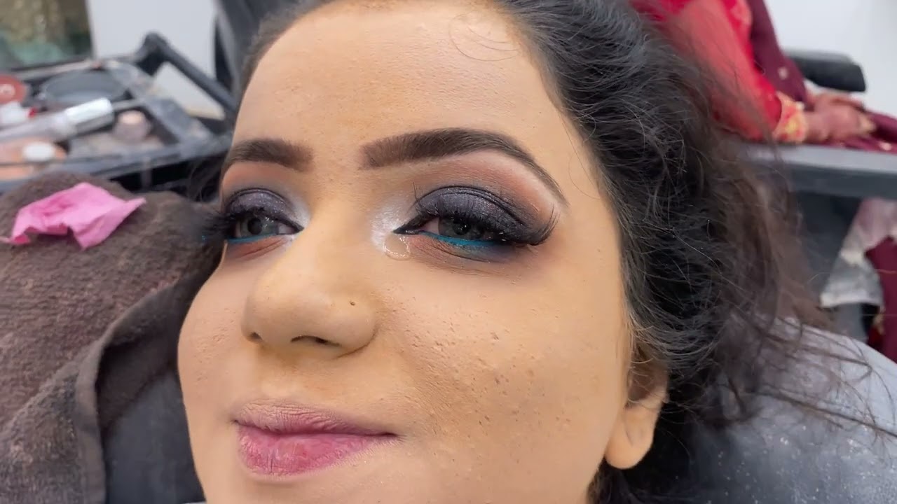 ajka makeup ha moky insha Allah apko pasand aega ful faice k sat