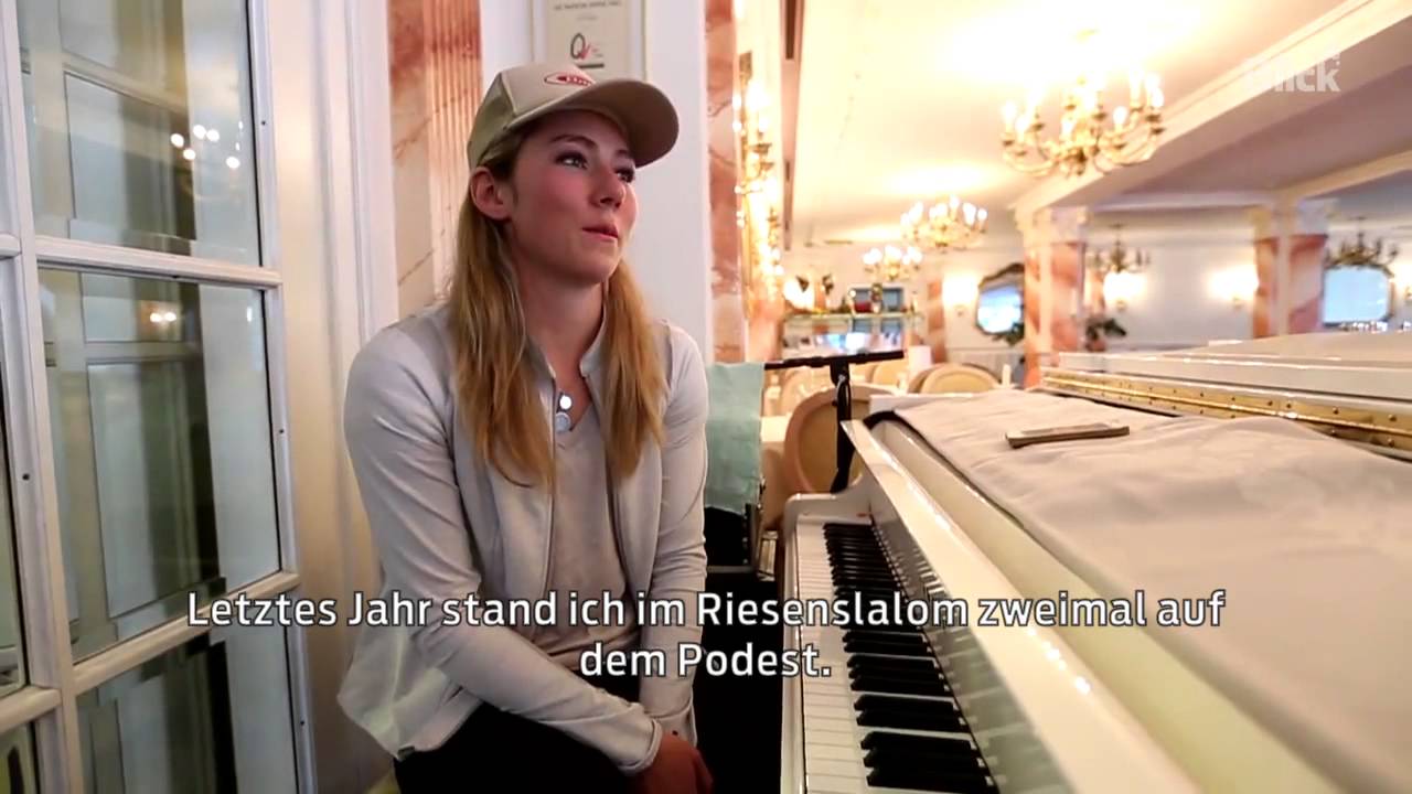 Mikaela Shiffrin am Klavier und im Interview