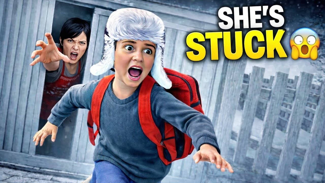 MUMMY GATE ME FAS GAYI 😱 | Schoolboy Runaway Closed Gate Escape
