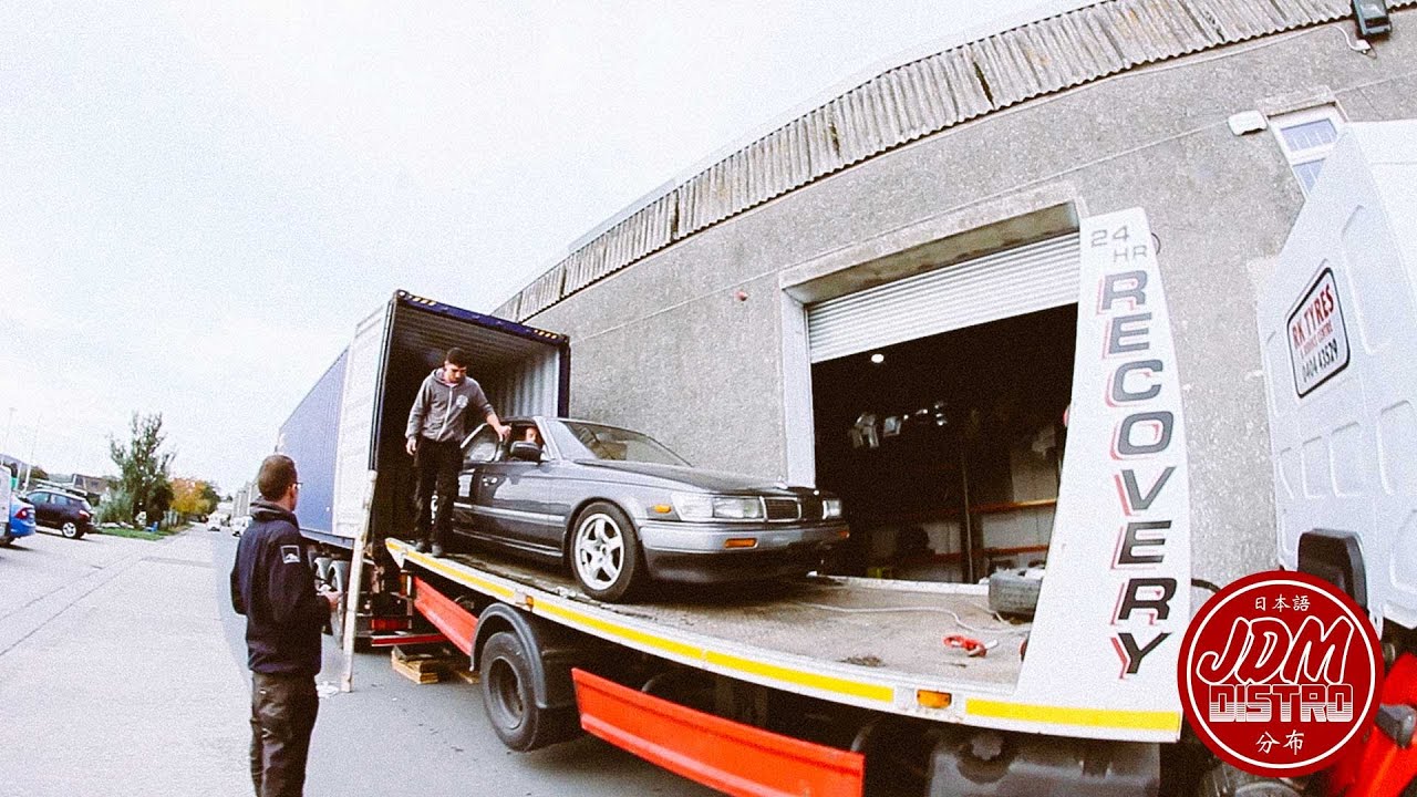 JDM Goodness, a C33 Laurel fresh in from Japan : Behind the shutter #20