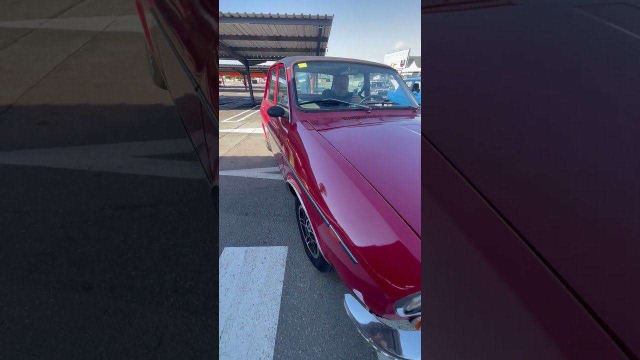 Auto cl&aacute;sico popular el Renault 12 S #automobile #renault12