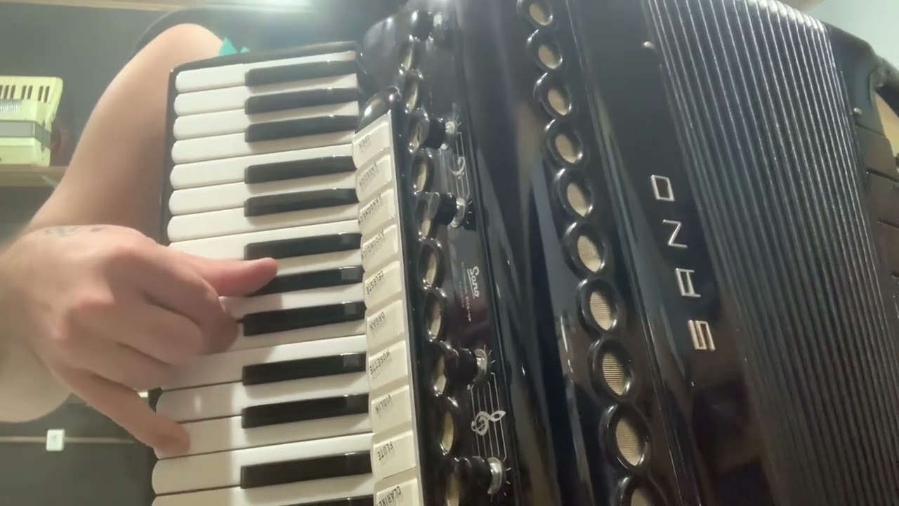 Como tocar trancão de livramento no acordeon - vídeo aula acordeon