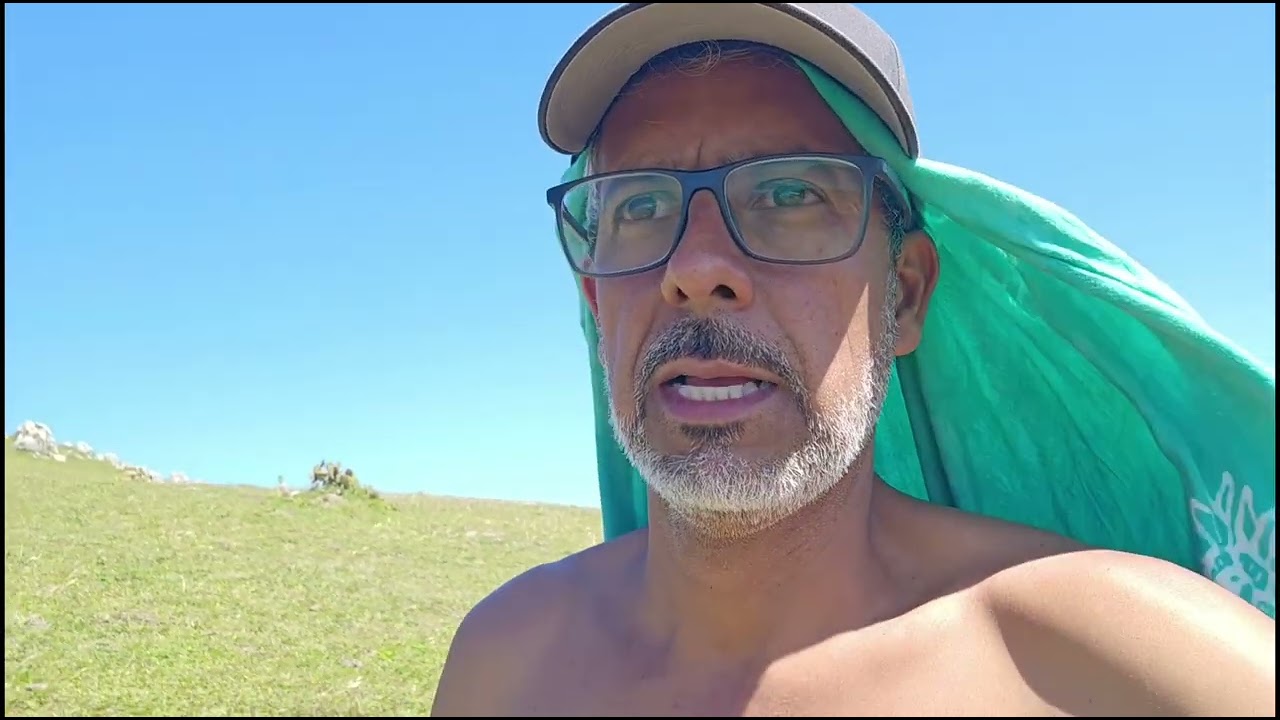 🌴Trilha Moles Praia da barra de Laguna. Lugar lindo por todo a sua natureza.🌴