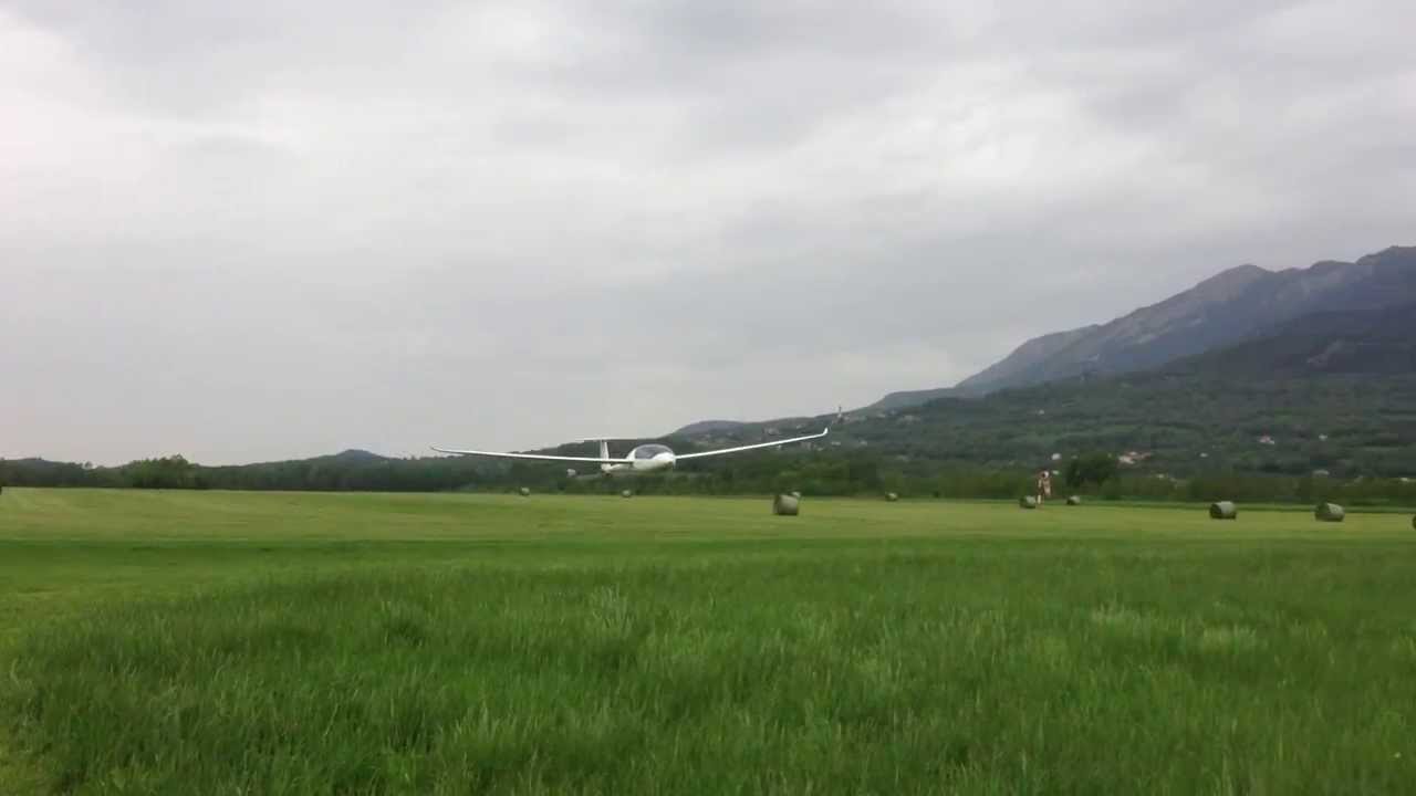 Low pass and precision taxi in Pipistrel Taurus (Slovenia)