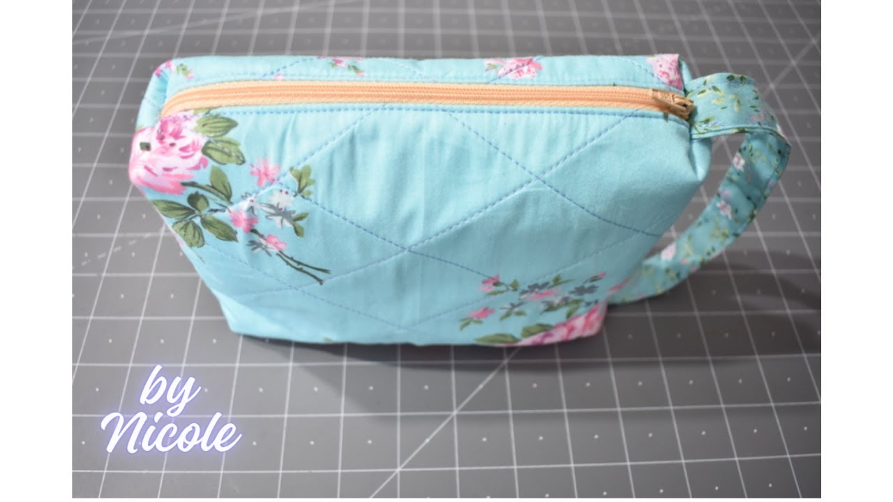 CUCITO CREATIVO Borsetta Beauty Case tipo Bauletto