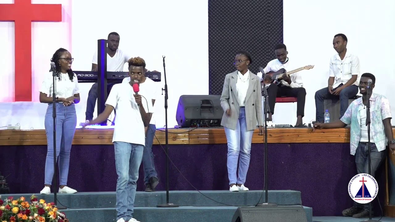 POETRY IN WORSHIP.