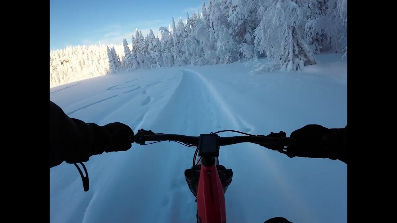 Clip from an E-fatbike ride in Ruka, Finland