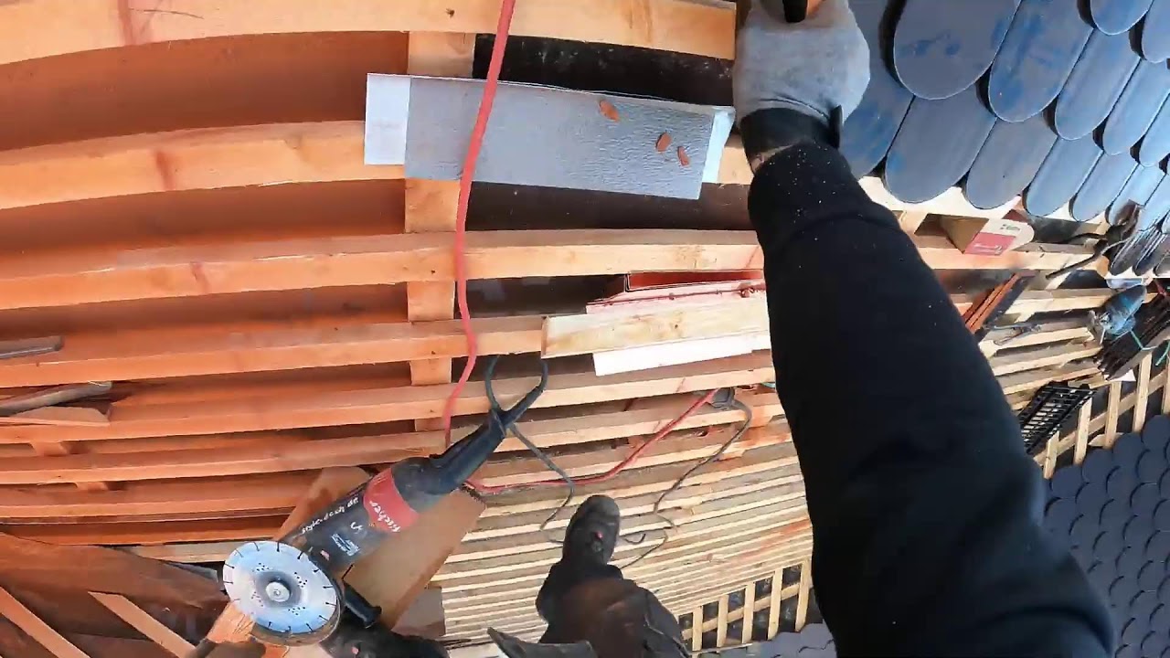 Dachfenster und Kamin mit Biber andecken - Live aus Leisnig