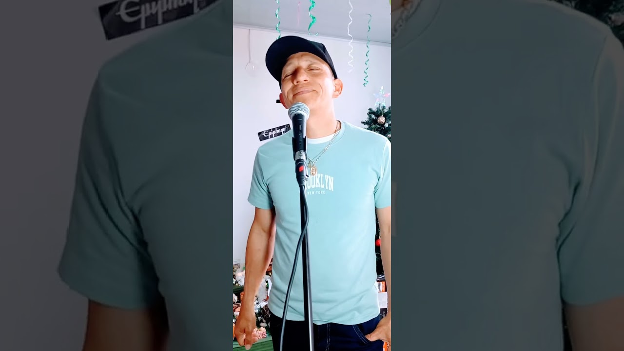 Para mí Esposa está hermosa canción ya que tiene el mismo nombre , un tema que oí desde niño