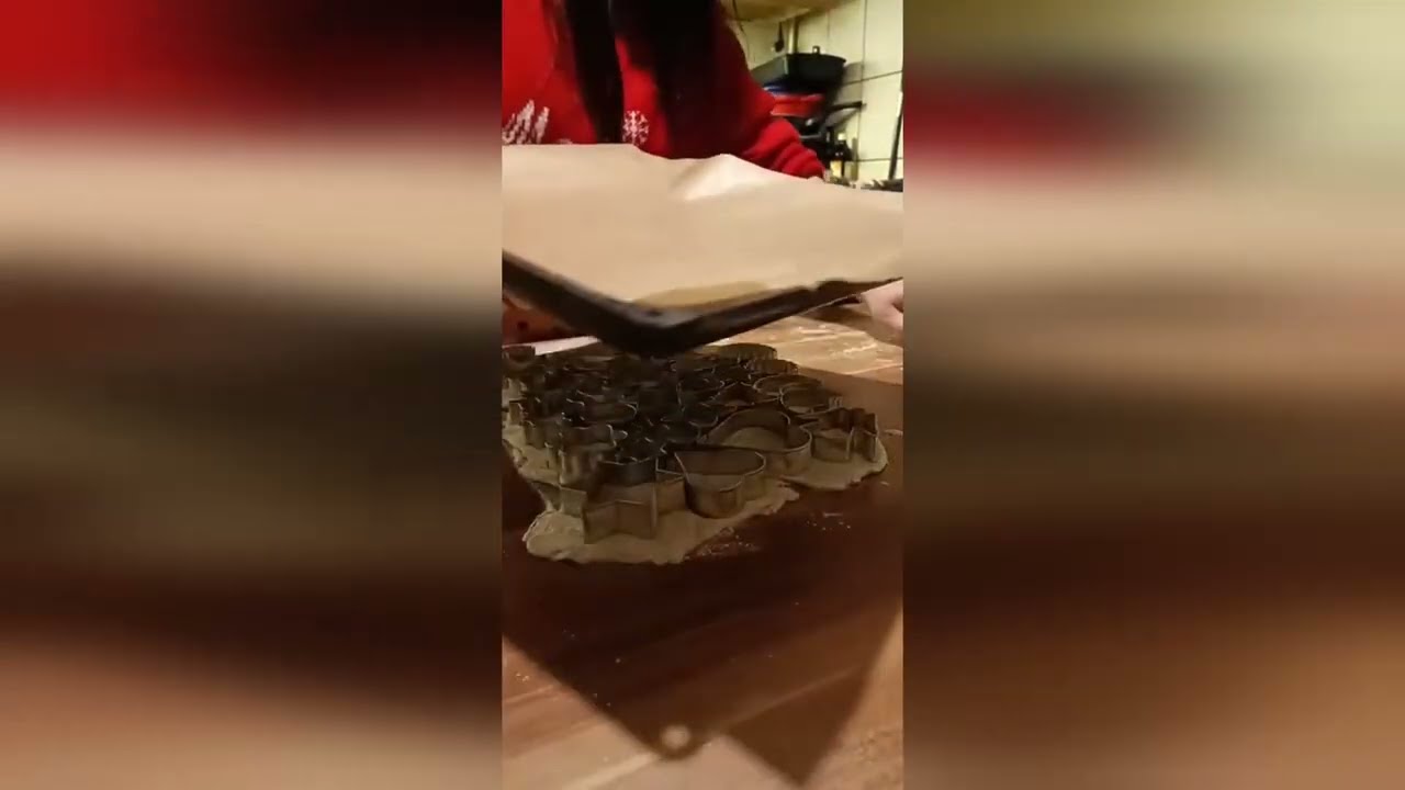 Basti Classics | Weihnachtsbäckerei feat. Kathi (21.12.2021)