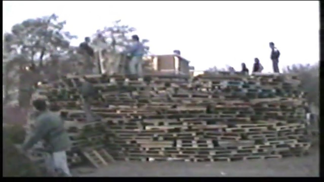 Oud & Nieuw in de wijk Het Oord, in Den Haag 1992