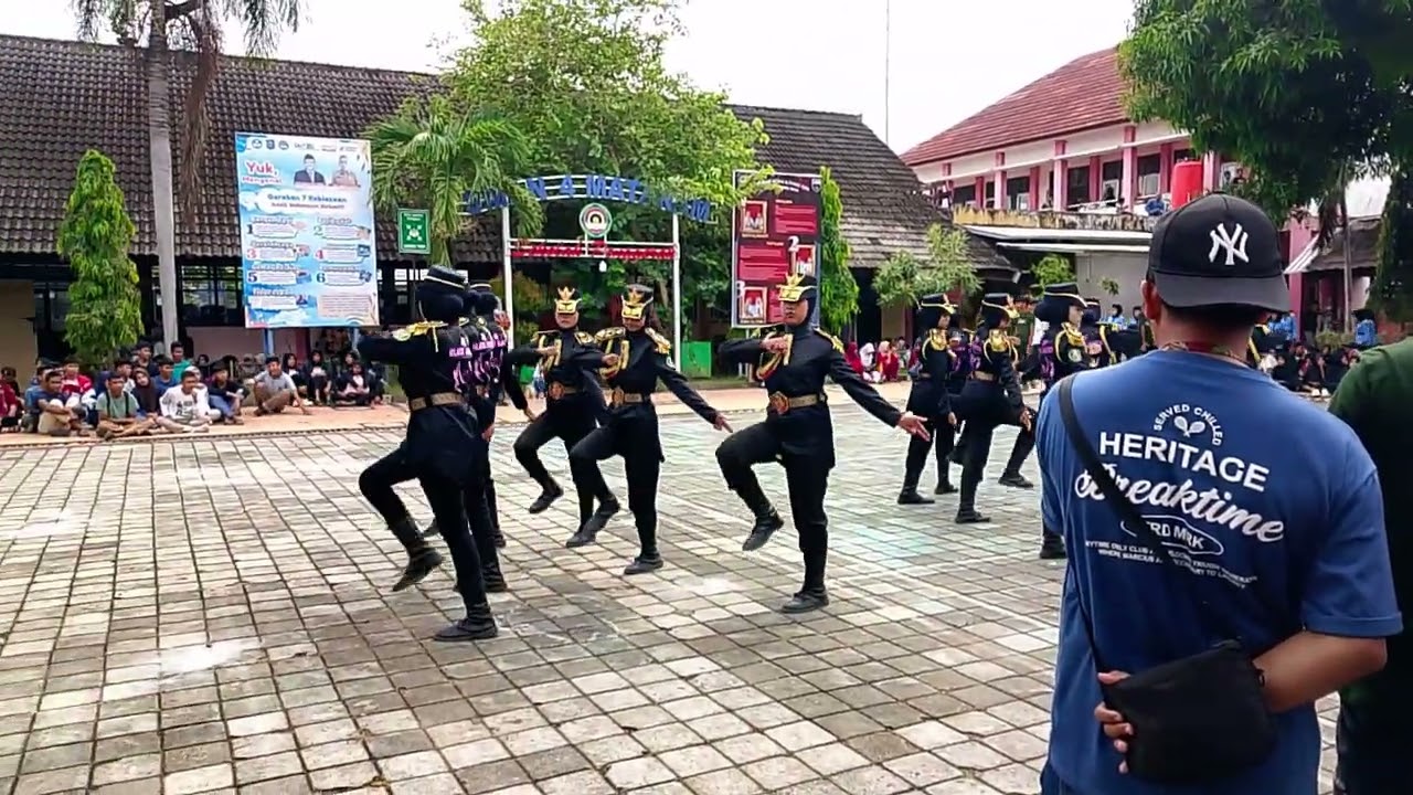 Event #Paskibra Aksara 3 di SMAN 4 Mataram #pensi #sekolahmenengah #paskibraindonesia 