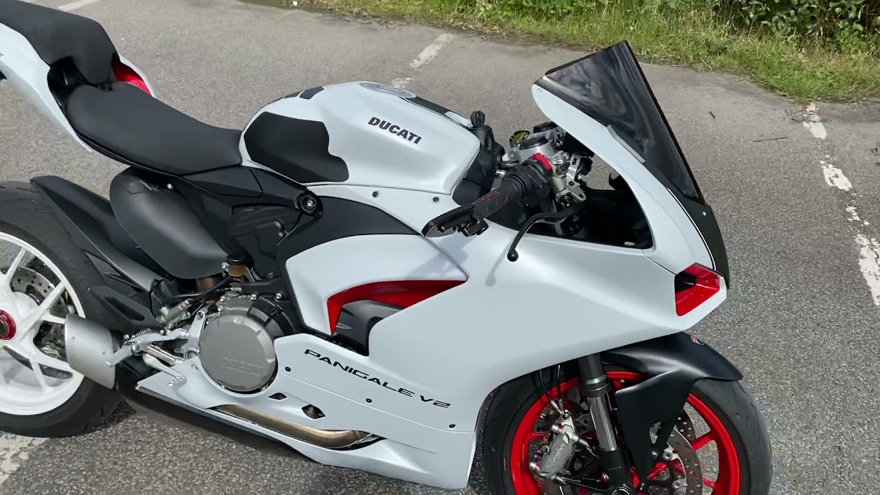 Ducati Panigale v2 4000 mile review part B