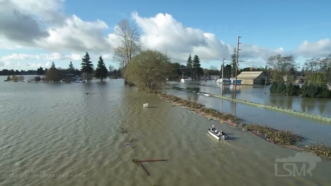 11-16-21 Sedro Woolley, WA - Drone Footage - Boater - Flooded Buildings