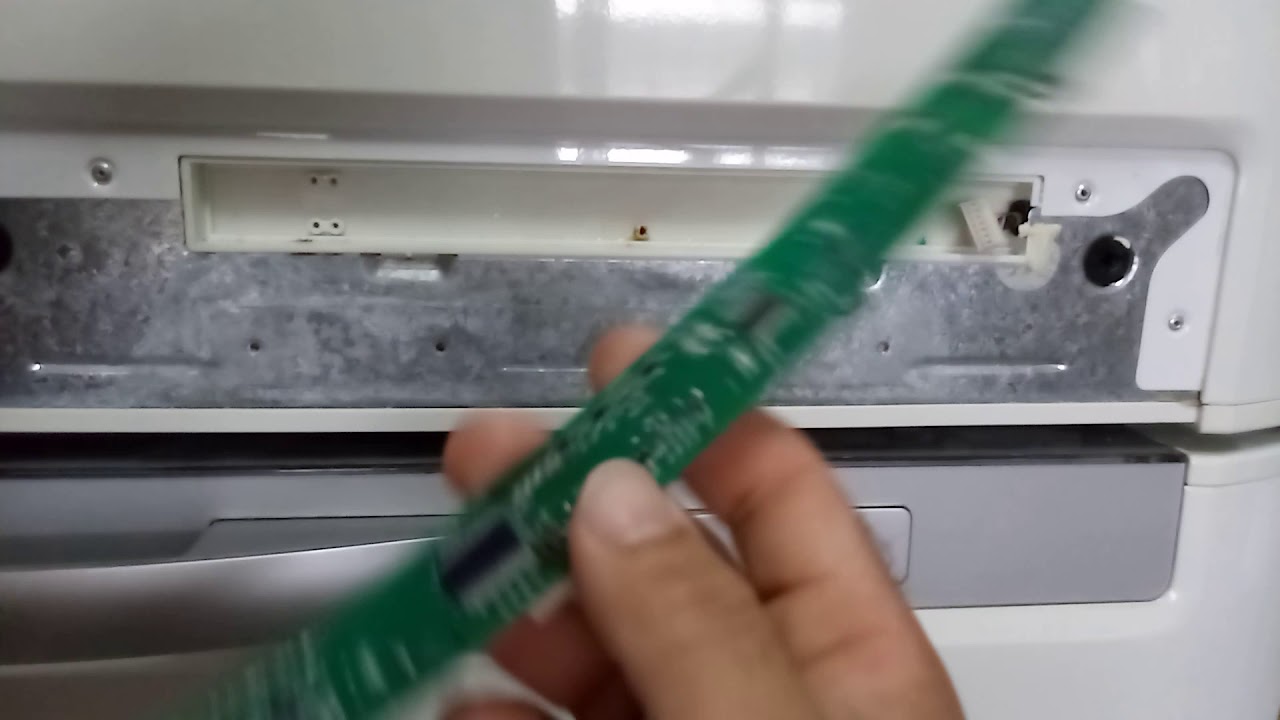 Geladeira Electrolux DF F50 apitando muito