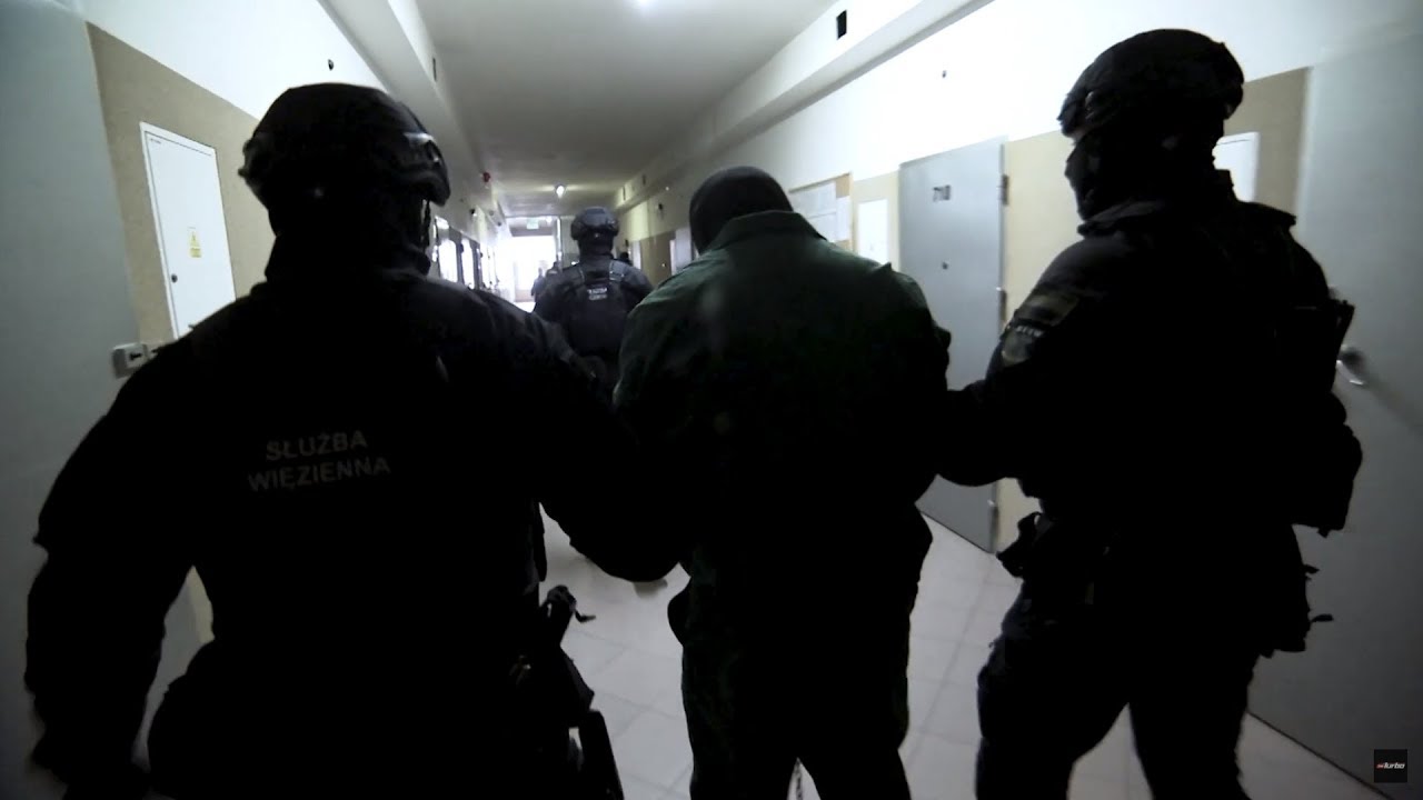 Za murami aresztu spotkaliśmy się z bohaterami nowej więziennej serii! #Służba_Więzienna