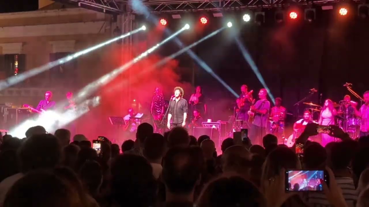 @maxgazze in Concerto 🎶 - Live Carlentini (SR)
