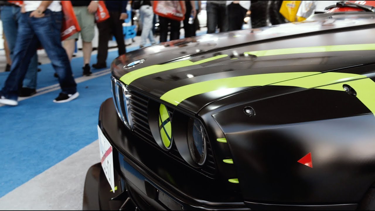 Live to Offend E30 reveal at SEMA 2018 // ZWING