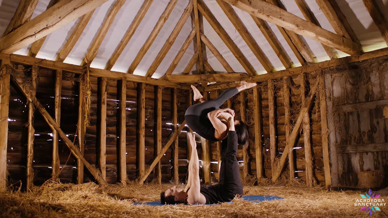 Acroyoga Flow: Croc Koala