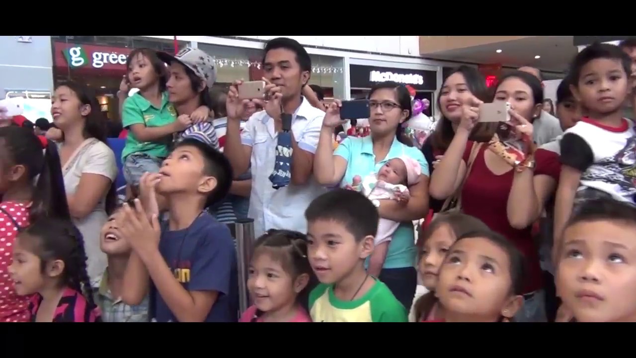 Grand Magical Christmas Parade at SM City San Pablo
