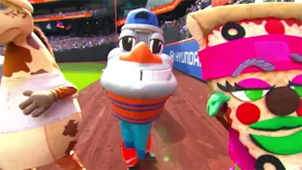 The First Ever 5-Borough Mascot Race