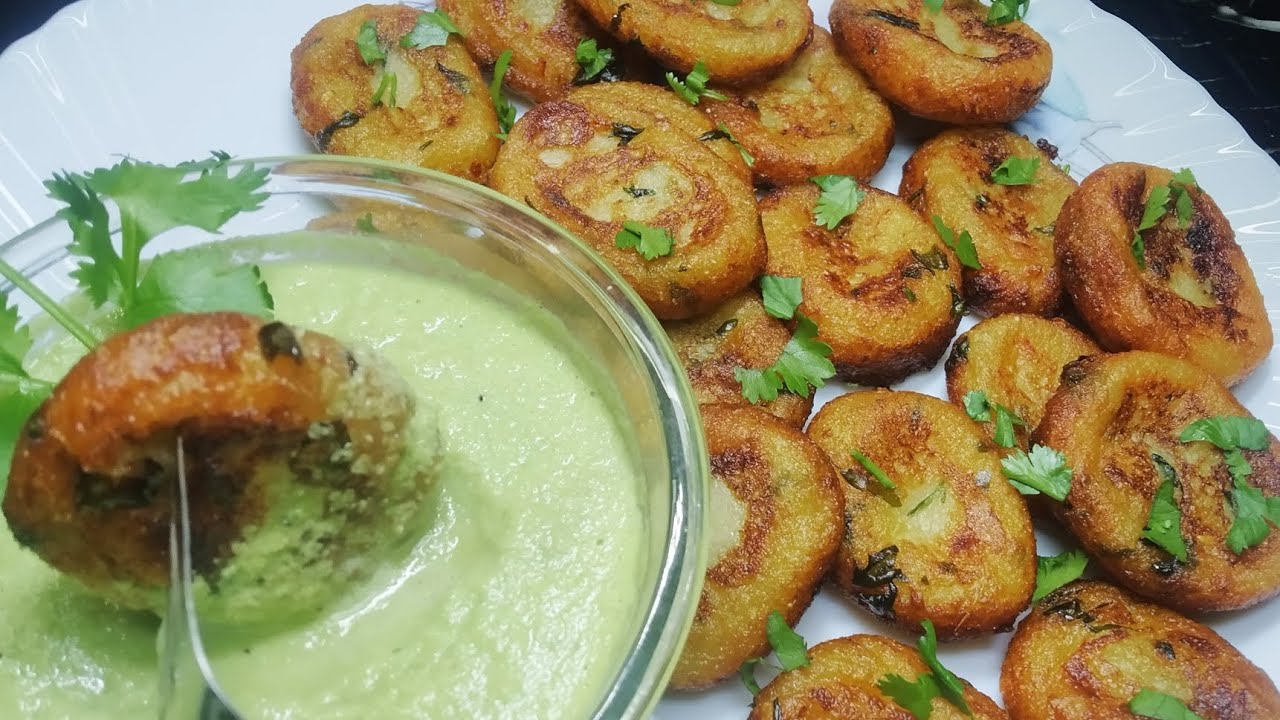 चार आलू से बनाए बढ़िया नाश्ता