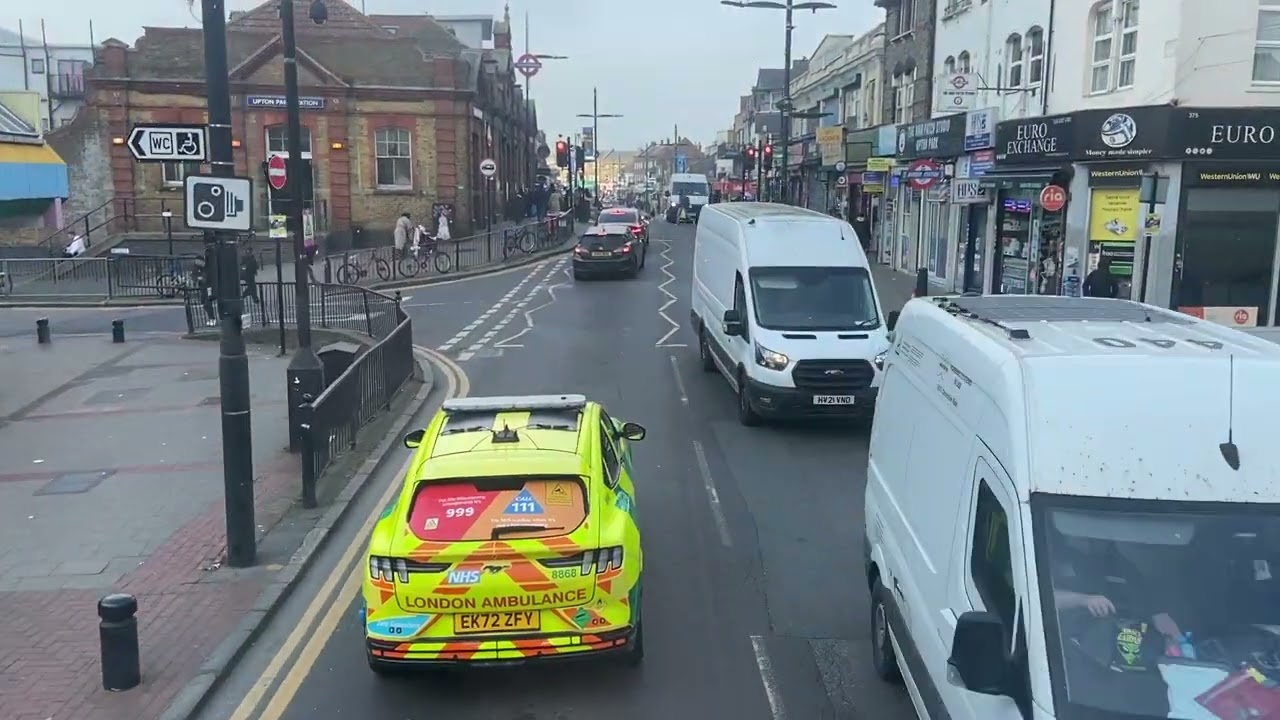 104 bus with a normal WHV, Volvo B5LH 10.6m / Wright Eclipse Gemini 3, towards Stratford 