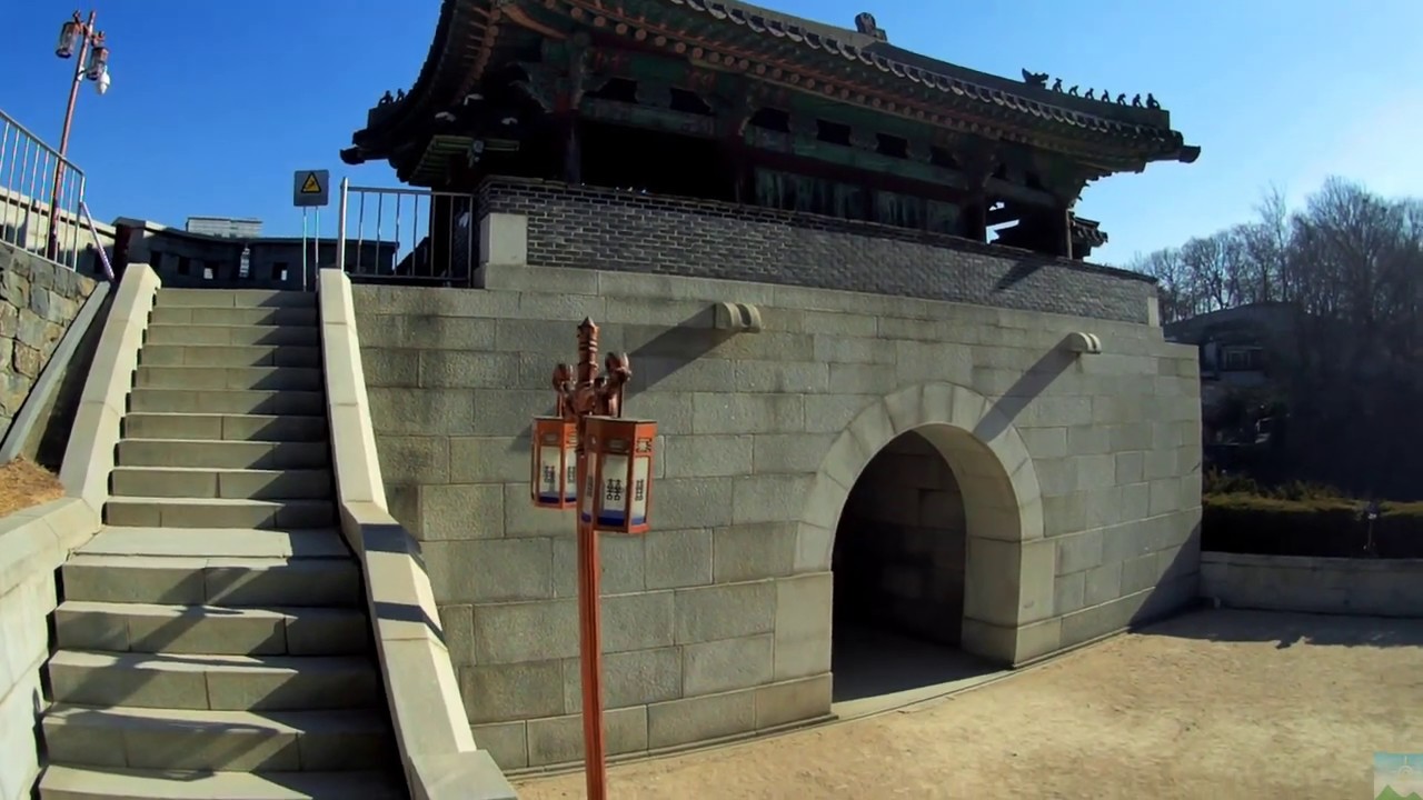 (惠化門) Hyehwamun tour on Changgyeonggung-ro [ 혜화문 ]