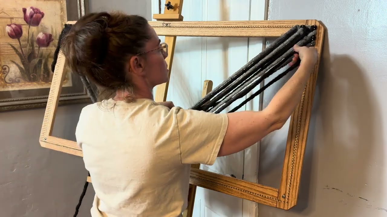 Weaving a rug on a rectangle loom part 1