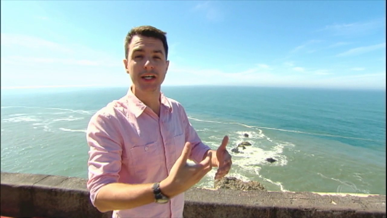Em Portugal, Canhão de Nazaré é responsável por formar a maior onda já surfada no mundo