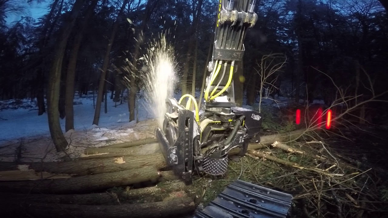 Tigercat 822 with Rolly