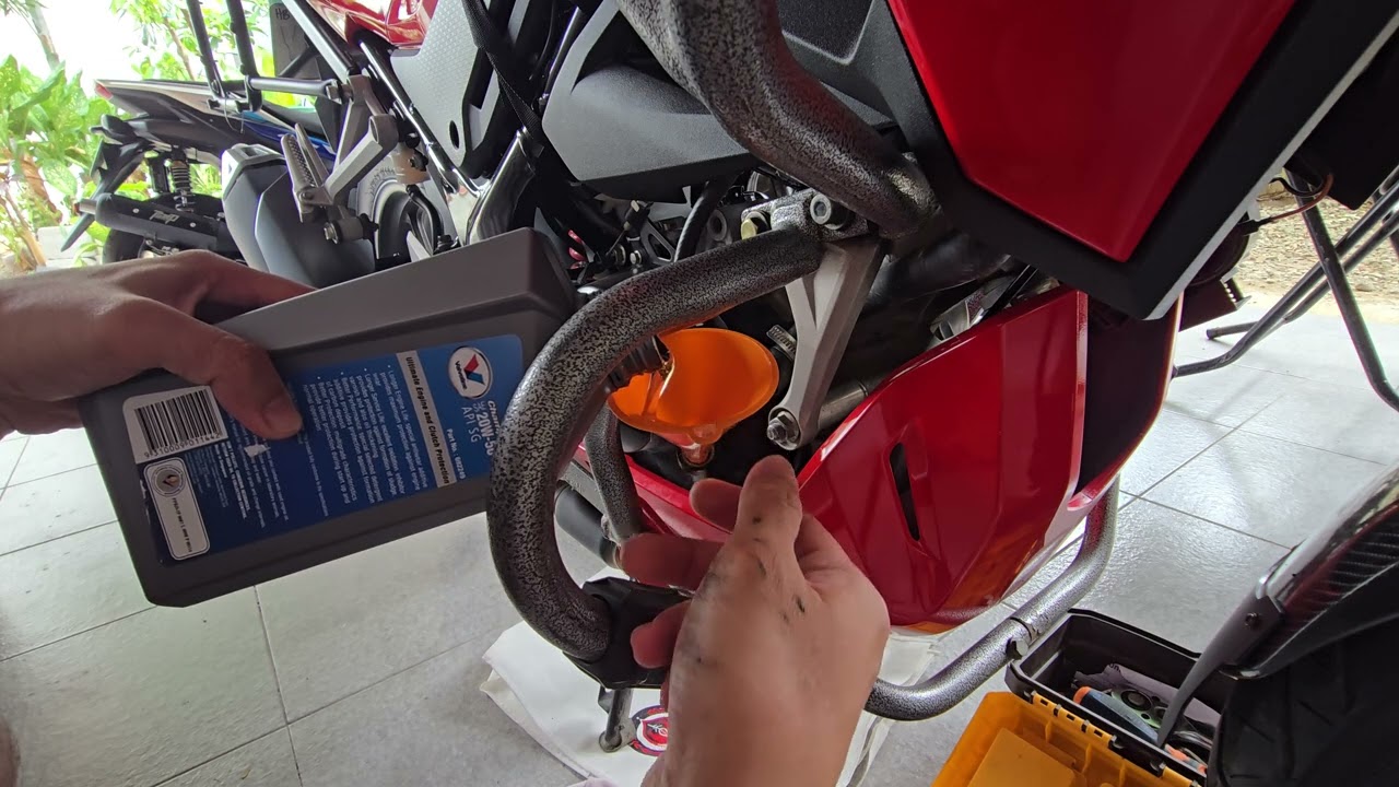 Honda CB150X adv DIY change oil February 2026 |Valvoline Champ 4T na langis | Philippines |8580k Odo