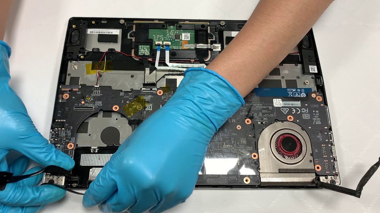 MSI PS42/Modern 14 A Series SSD & RAM Upgrade Tutorial