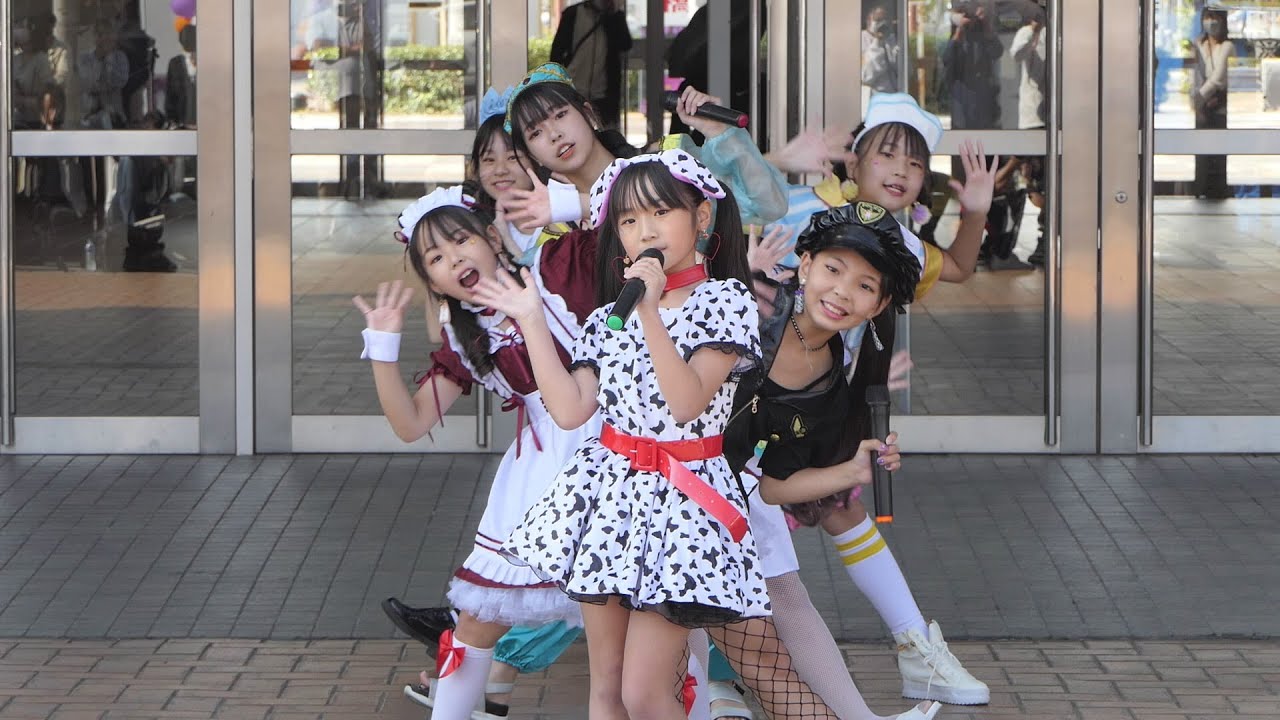 るーな 推しカメラ bridge.Go♪hug♡「大スキ！」in JR行橋駅東口駅前広場 2021/10/31