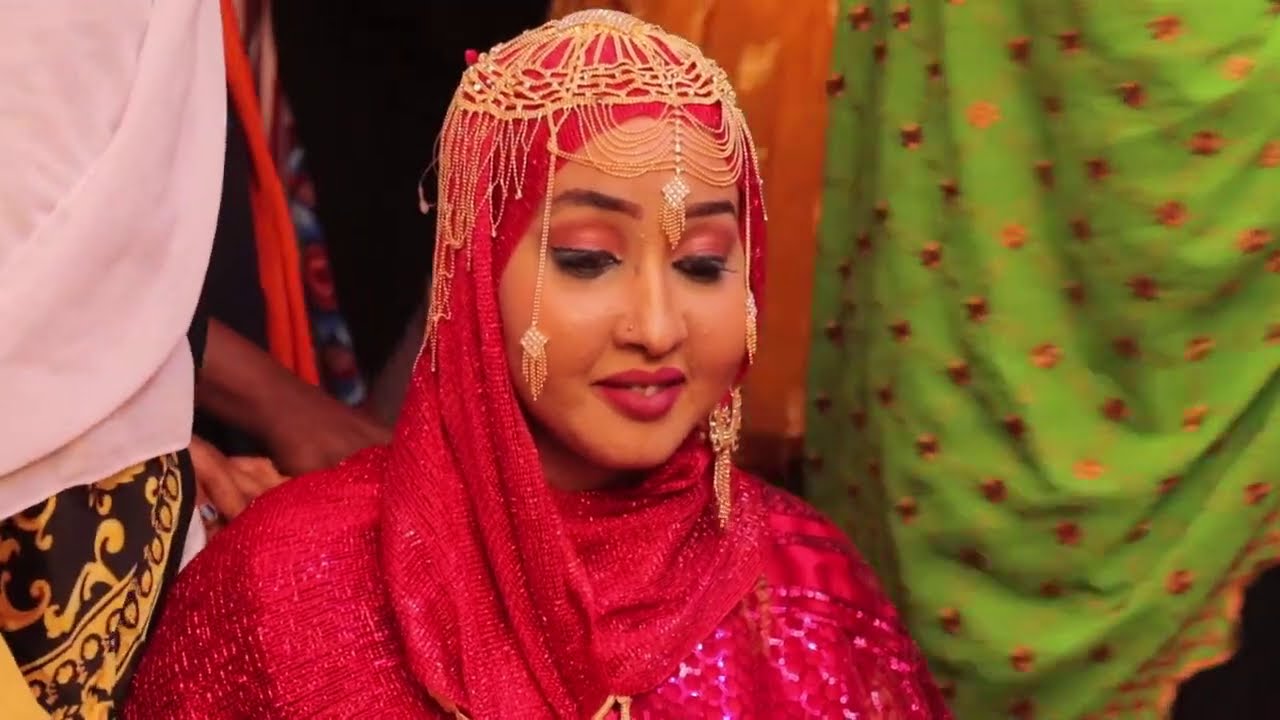 Shaash Saarkii Ugu Shidnaa Eeka Dhaca Garissa.Ladan Iyo Ayaanle.