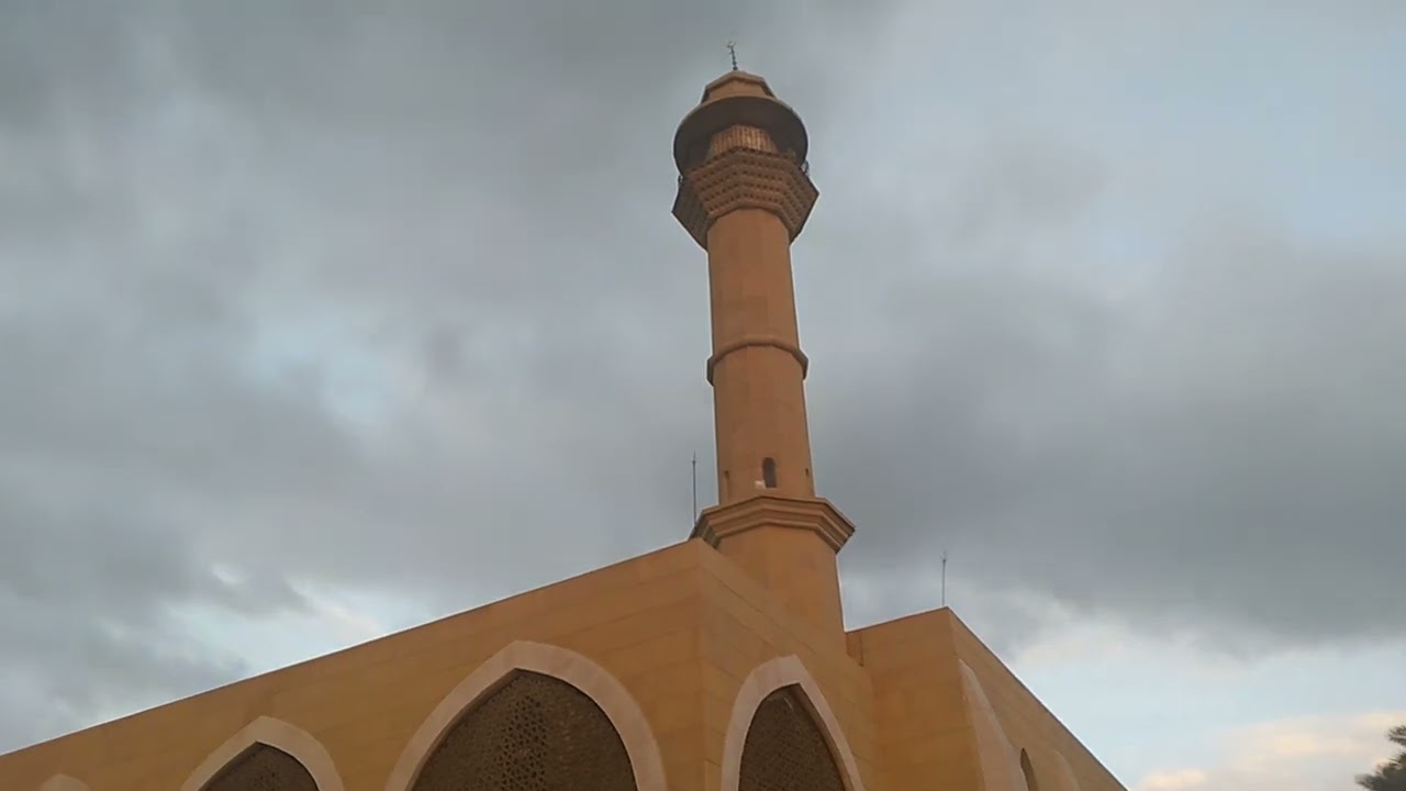 لؤي في  كورنيش جدة الجميلة