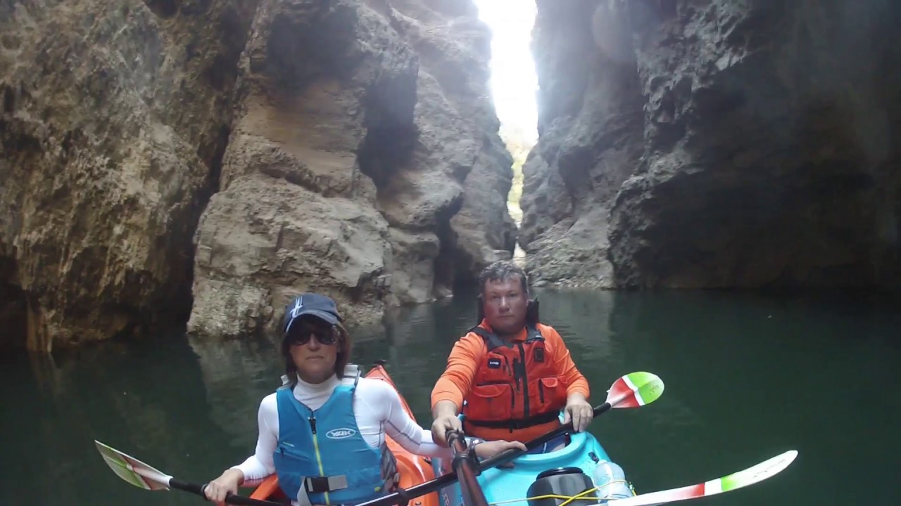 Lago di Santa Giustina e canyon del Rio Novella in Kayak
