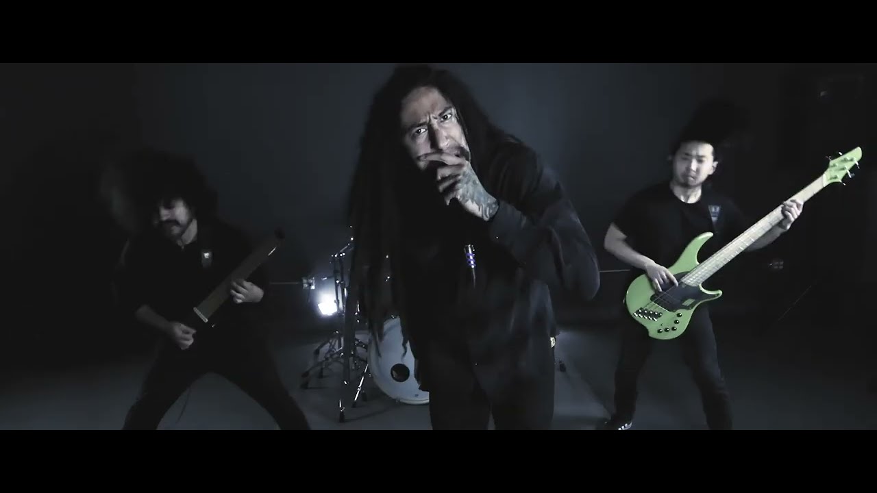 FLUB - Leaves of Gold [Official Music Video]