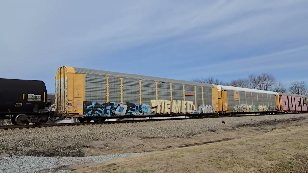 Norfolk Southern 173 heading South thru Rockwood, TN.