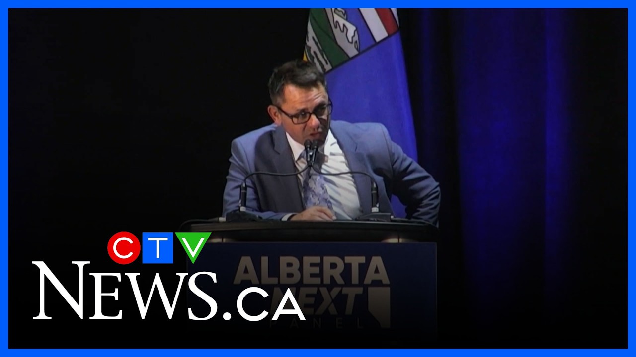 Smith defending staffer's immigration comments