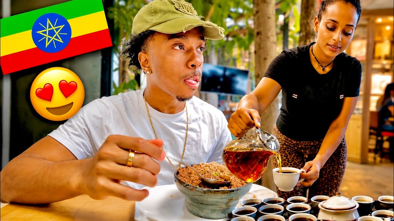 Эфиопская официантка в меня влюблена 😍🇪🇹