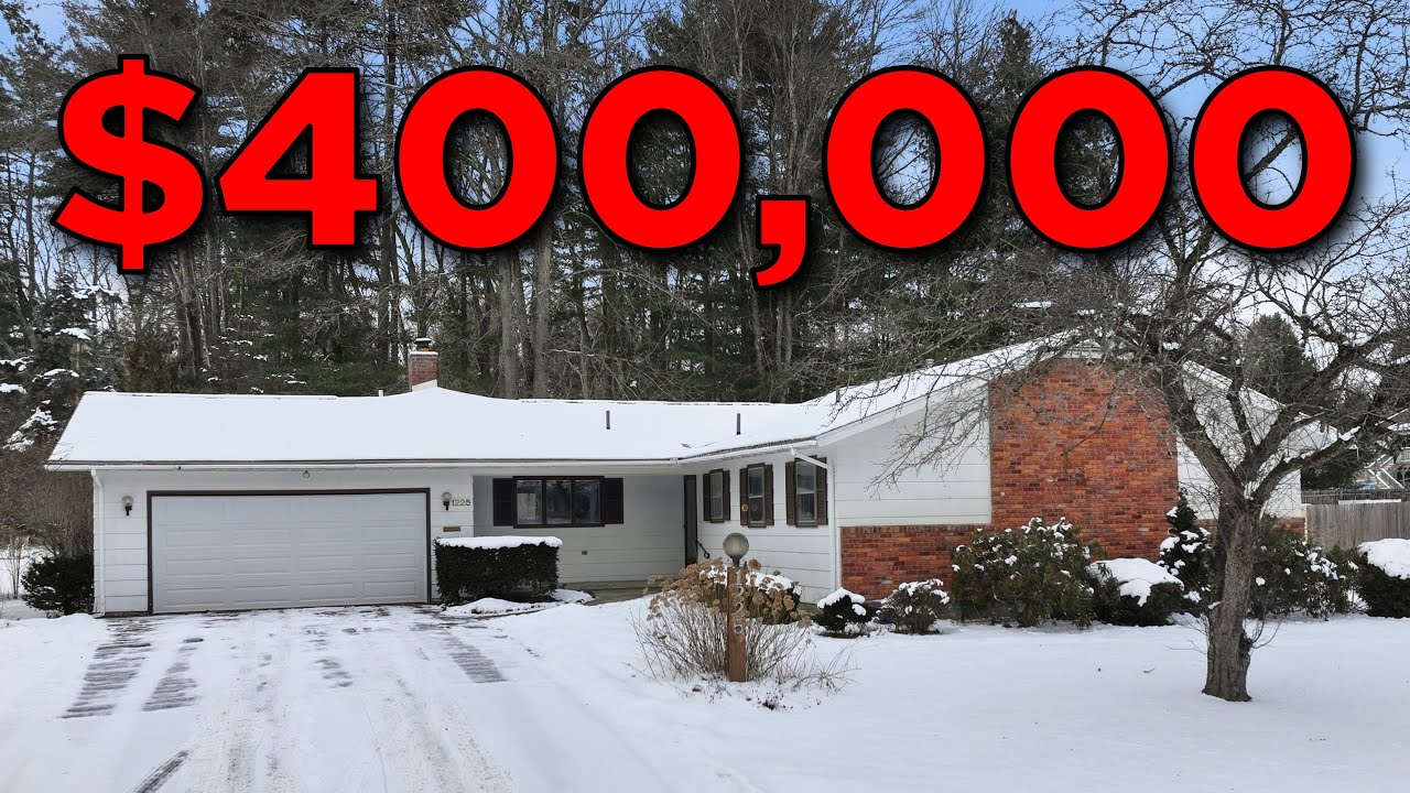Spacious Mid-Century Ranch in Niskayuna Schools! ✨ -- 1225 Hempstead Rd